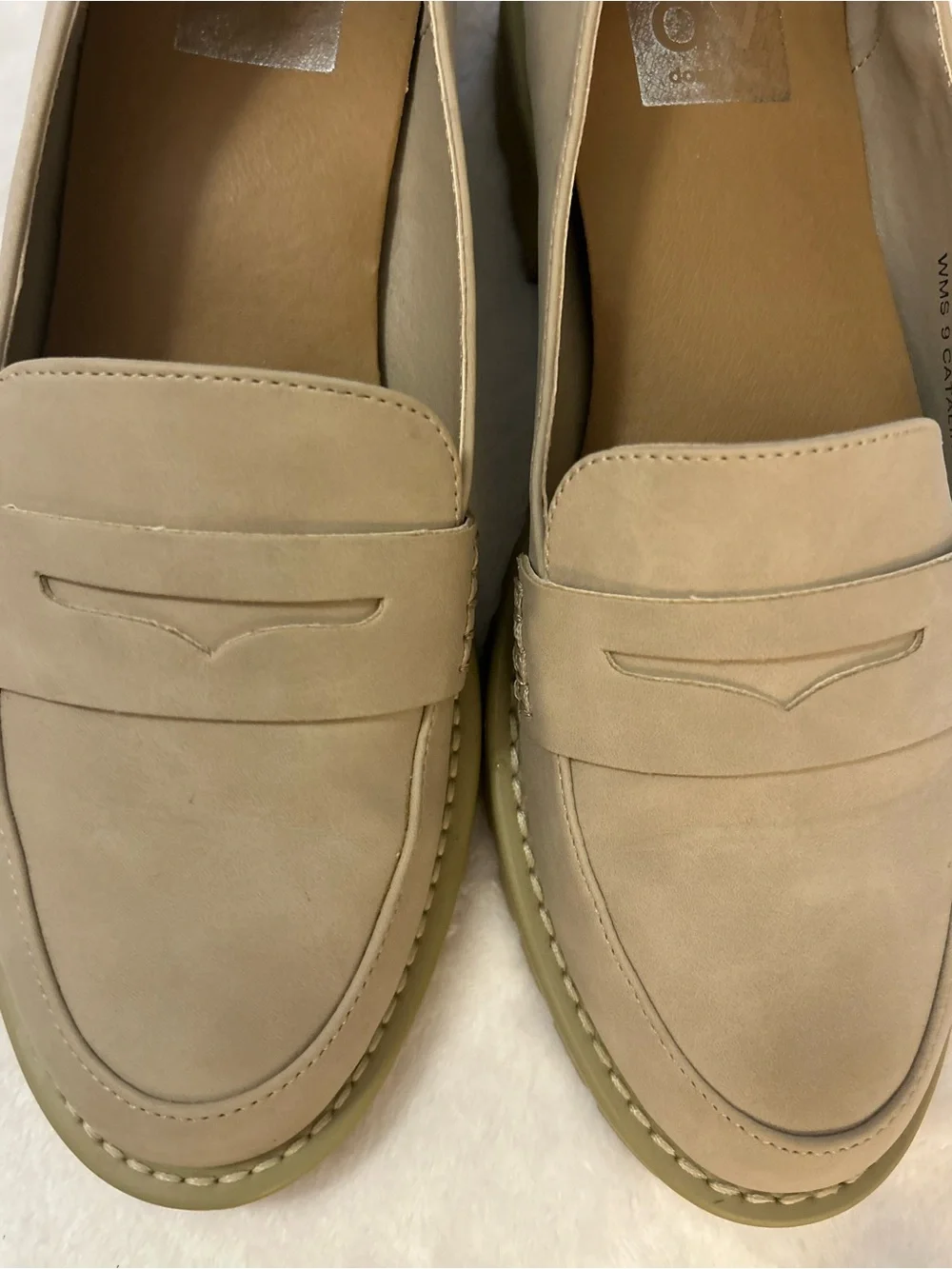 Dolce Vita Catalina Nude Lug Sole Loafers Women’s Size 9 Slip On Shoes